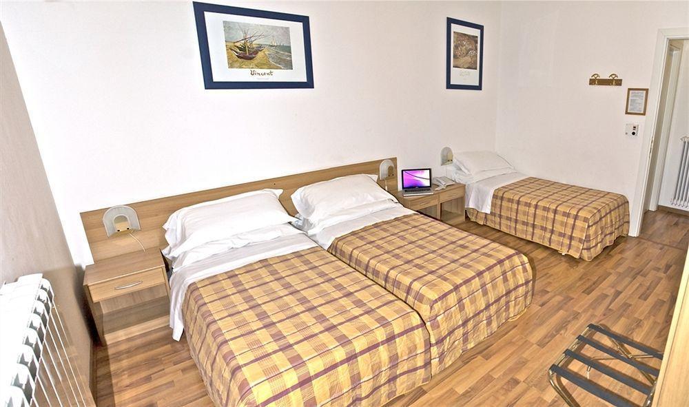 Nuovo Albergo Centro Trieste Dış mekan fotoğraf