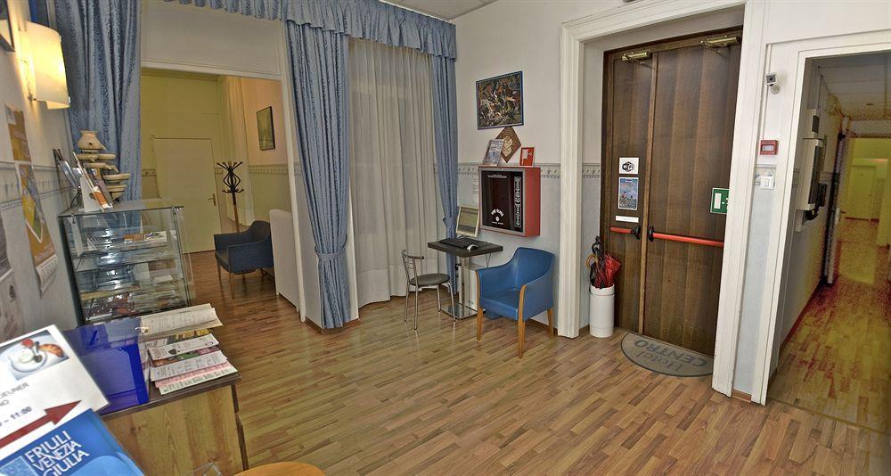 Nuovo Albergo Centro Trieste Dış mekan fotoğraf