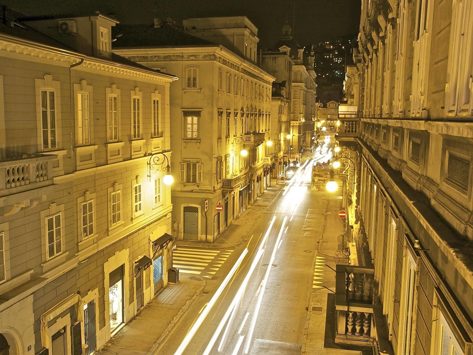 Nuovo Albergo Centro Trieste Dış mekan fotoğraf