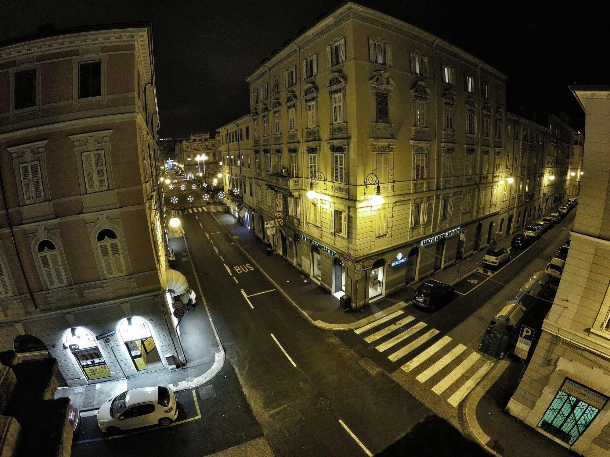 Nuovo Albergo Centro Trieste Dış mekan fotoğraf