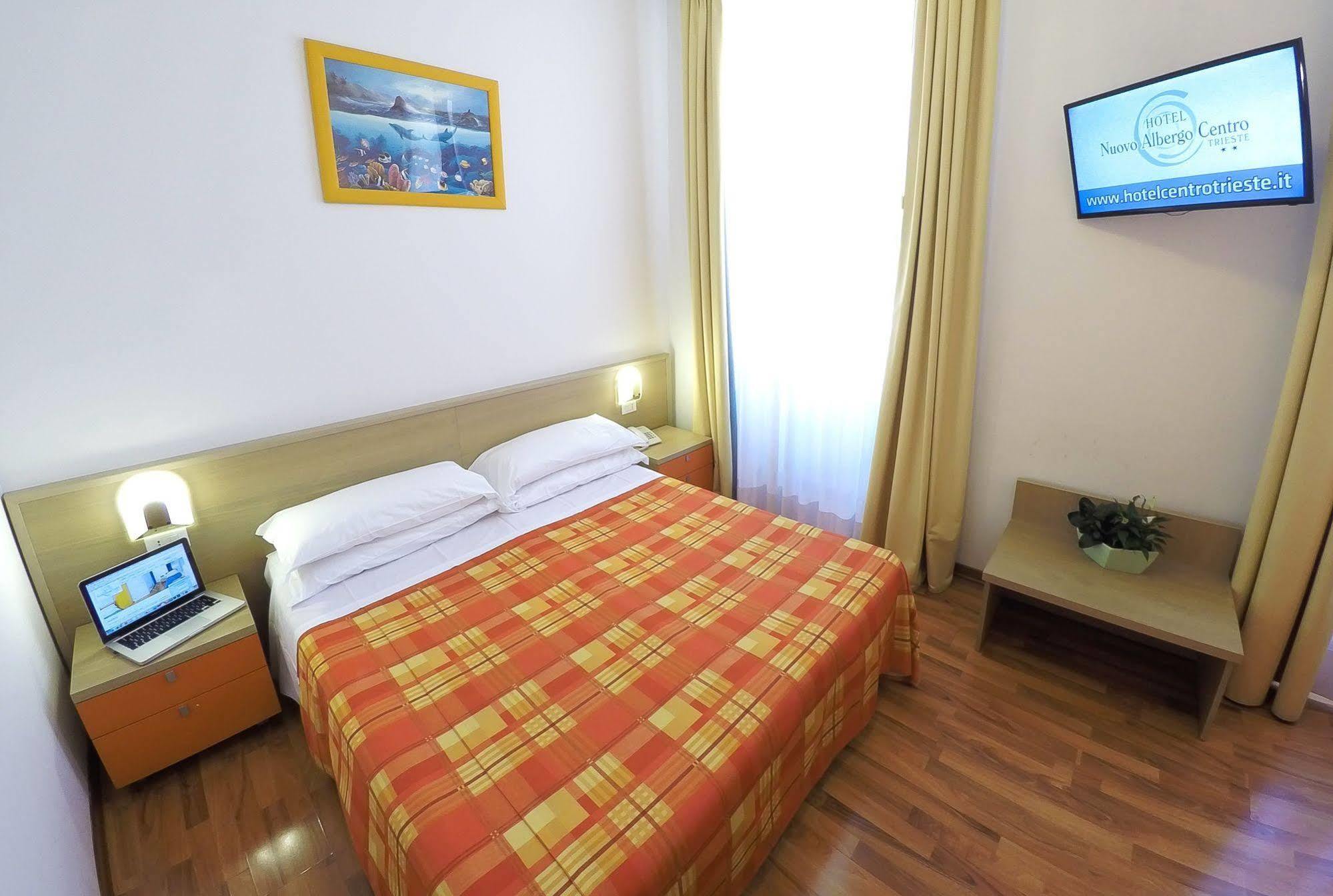 Nuovo Albergo Centro Trieste Dış mekan fotoğraf